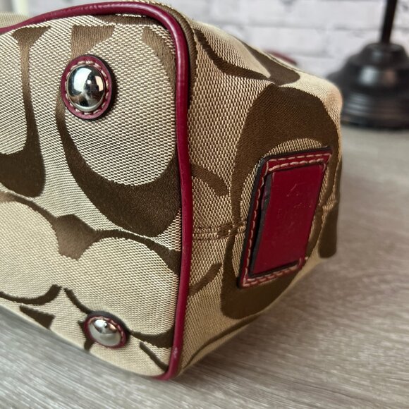 Coach Framed Kiss lock Carryall Tan And Red Stripe F17424 Signature Purse - Picture 4 of 6